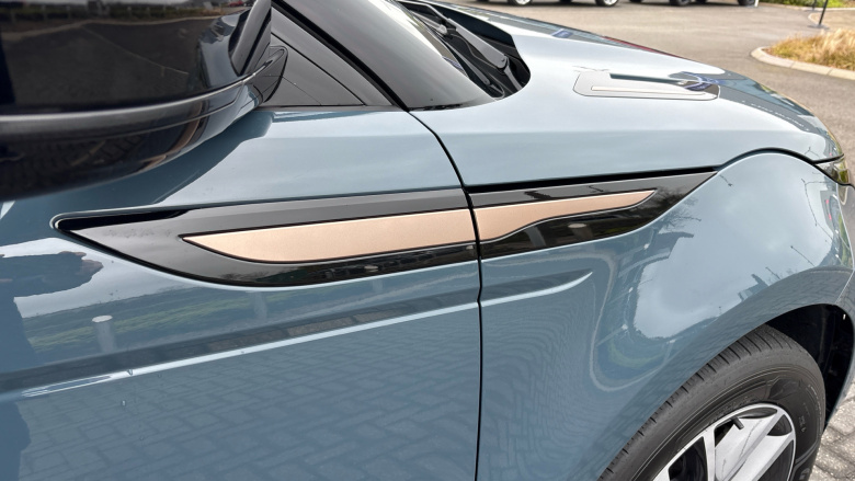 Land Rover Range Rover Evoque 2.0 D200 Dynamic SE 5dr Auto Diesel Hatchback